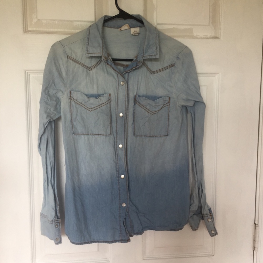 Mudd chambray top - Picture 1 of 2